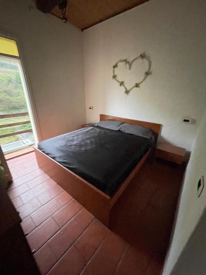 Vernazza • Stazione 5 Terre Apartment Bagian luar foto