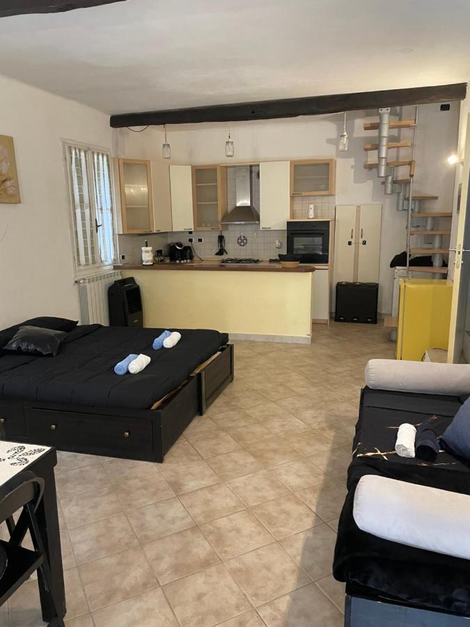 Vernazza • Stazione 5 Terre Apartment Bagian luar foto